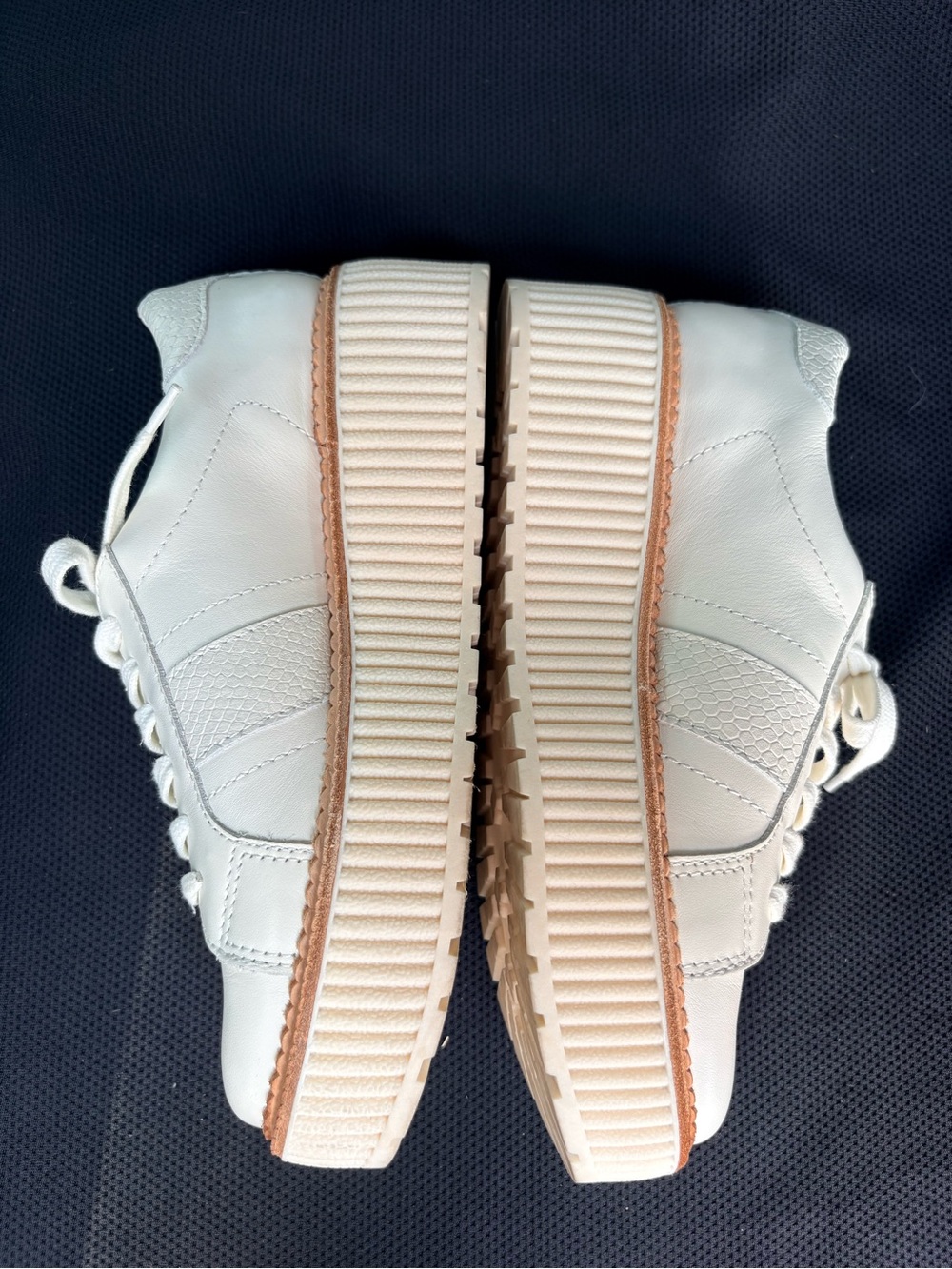 DV Dolce Vita Tiger Platform Lace-Up Sneakers White - Size 8 - Picture 9 of 12